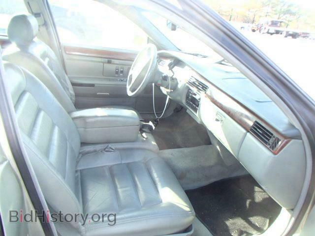 1996 CADILLAC DEVILLE - VIN: 1G6KD52YXTU227841 - Photo 5