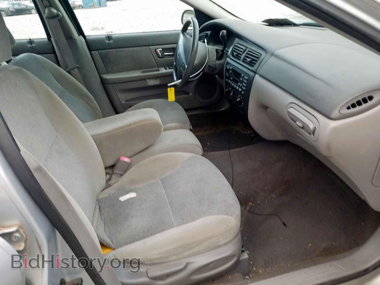 2001 FORD TAURUS - VIN: 1FAFP53U61A113955 - Фото 5