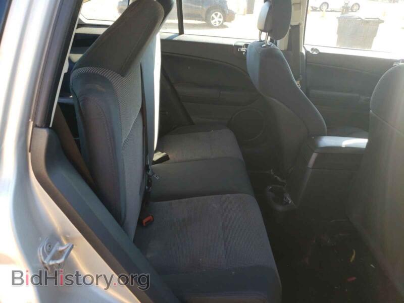2011 Dodge CALIBER (VIN 1B3CB5HA5BD152970) — photo 6 of 10