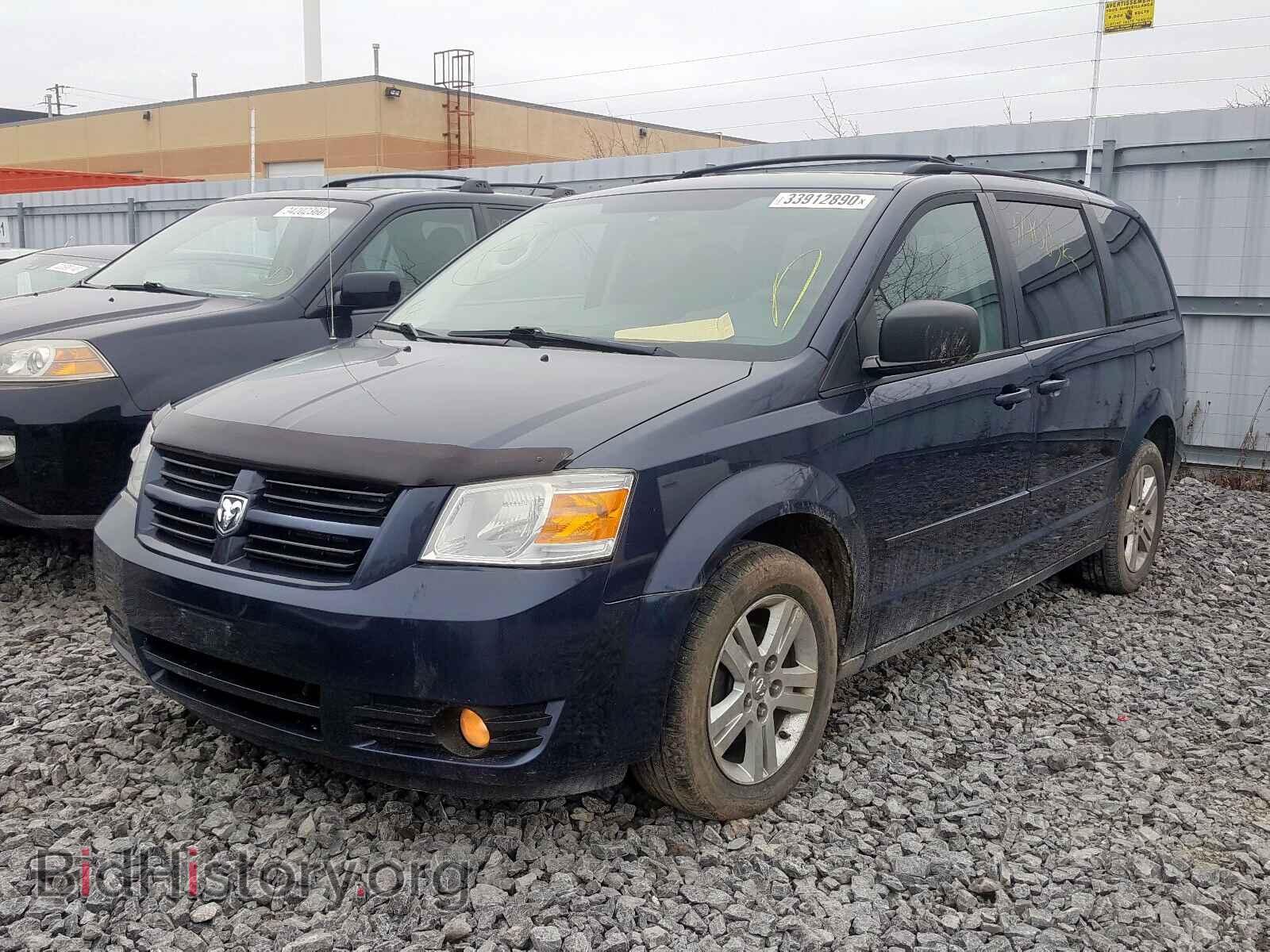 2008 DODGE CARAVAN - VIN: 2D8HN44H18R770917 - Фото 2