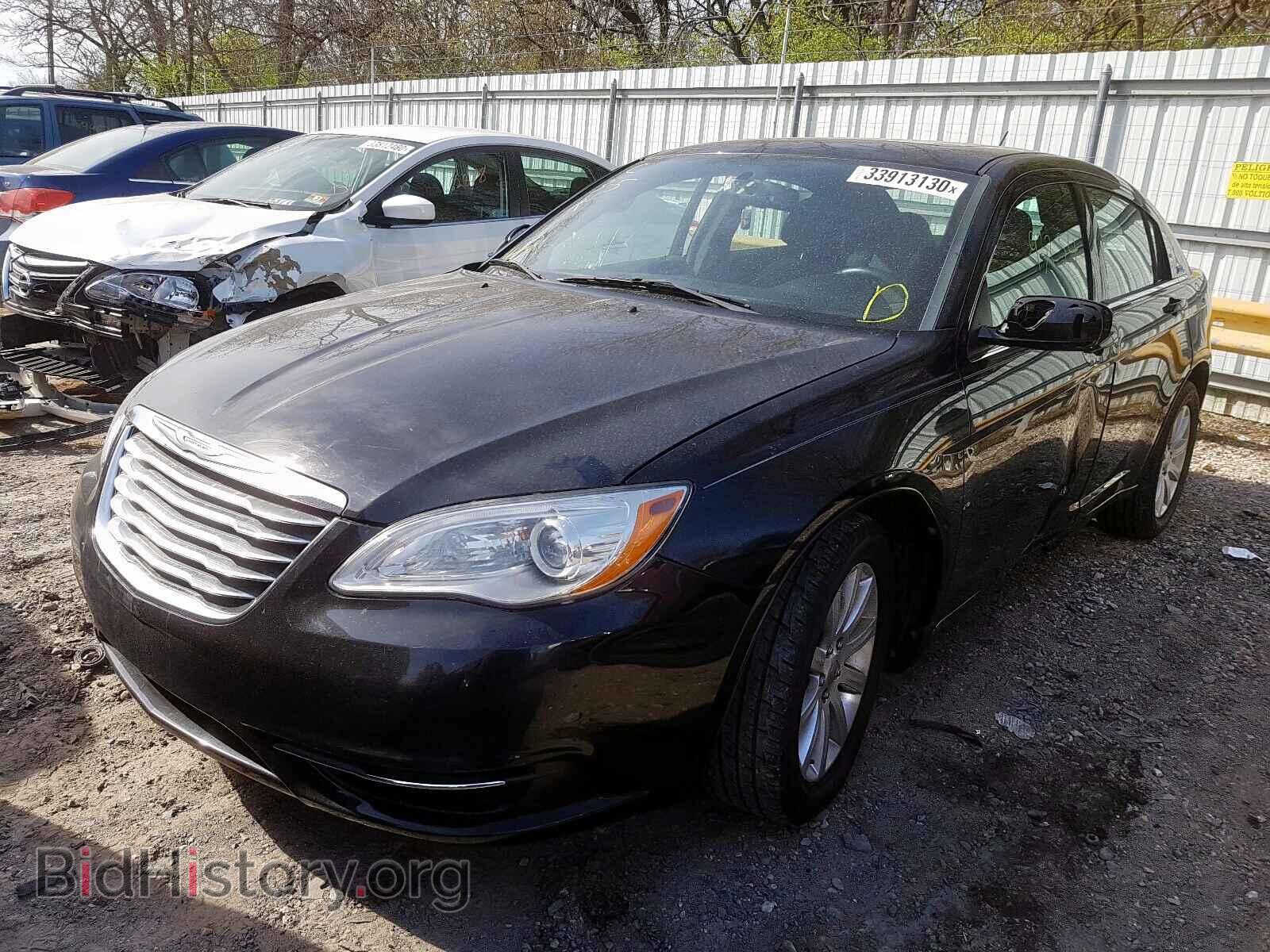 2013 CHRYSLER 200 - VIN: 1C3CCBBB4DN738038 - Фото 2