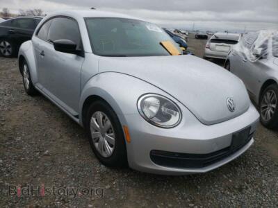 2012 Volkswagen BEETLE, silver — VIN 3VWFP7AT2CM616983, Copart