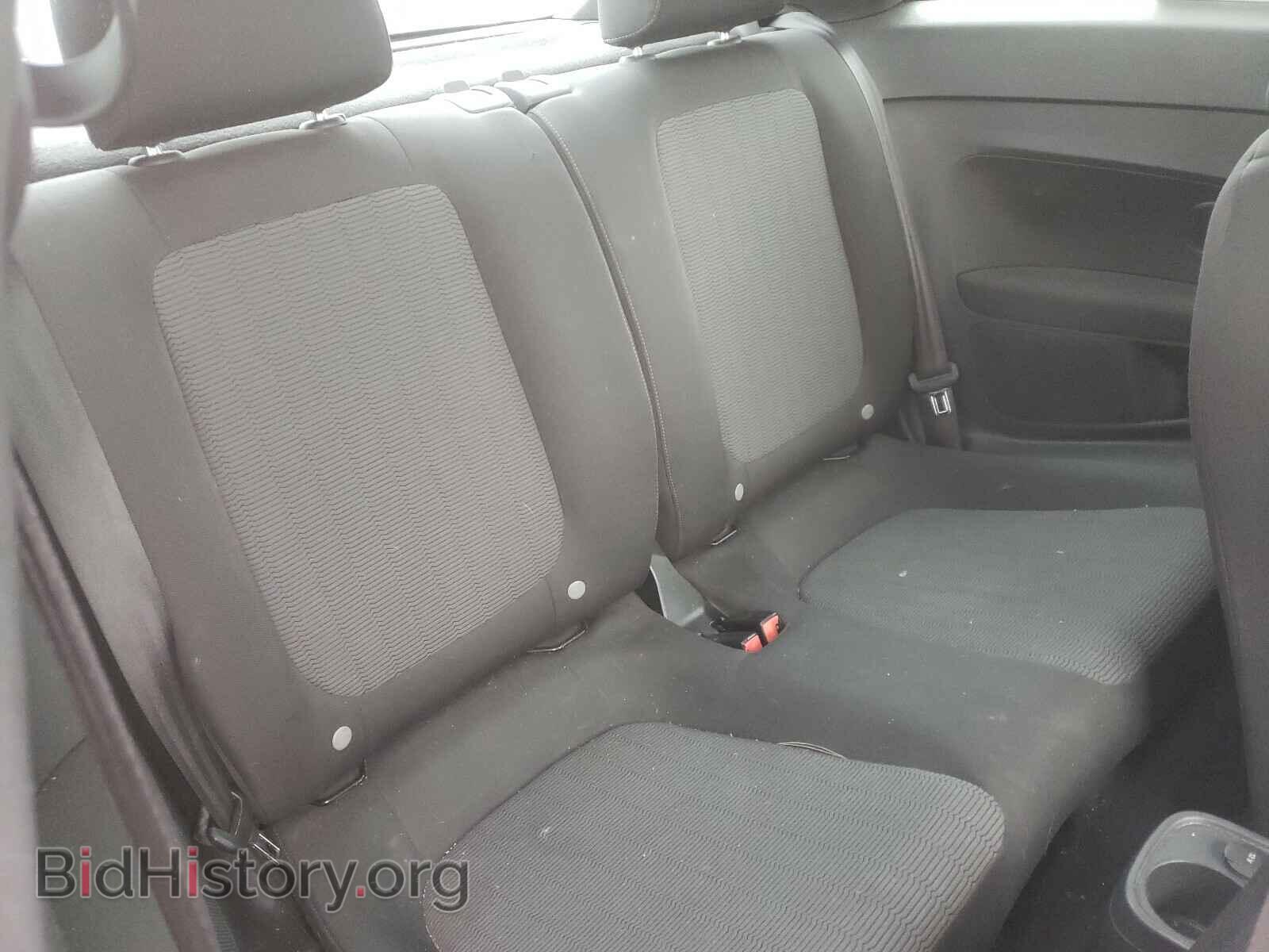 2012 VOLKSWAGEN BEETLE - VIN: 3VWFP7AT2CM616983 - Фото 6