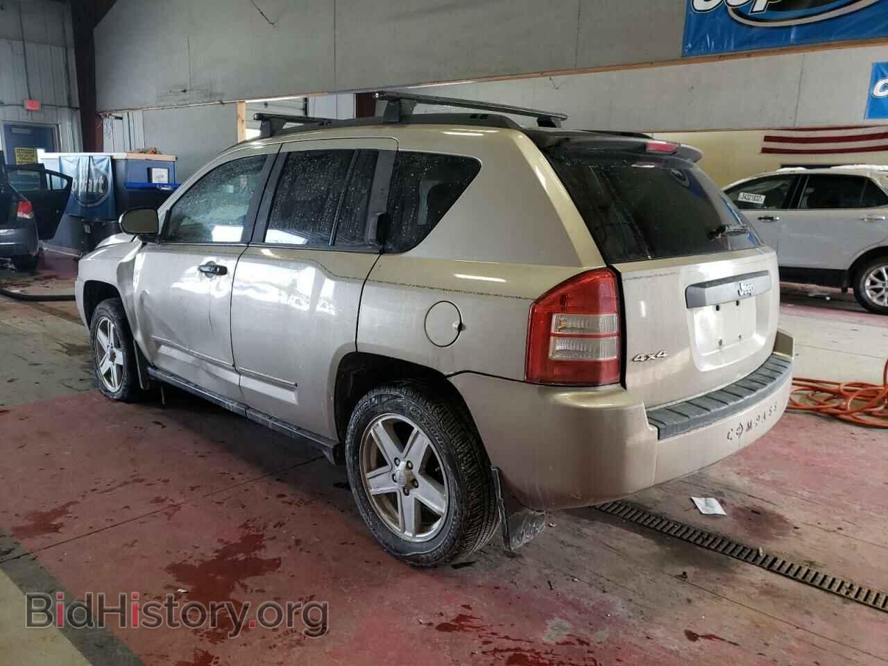 2009 JEEP COMPASS - VIN: 1J4FF47B89D121642 - Фото 3