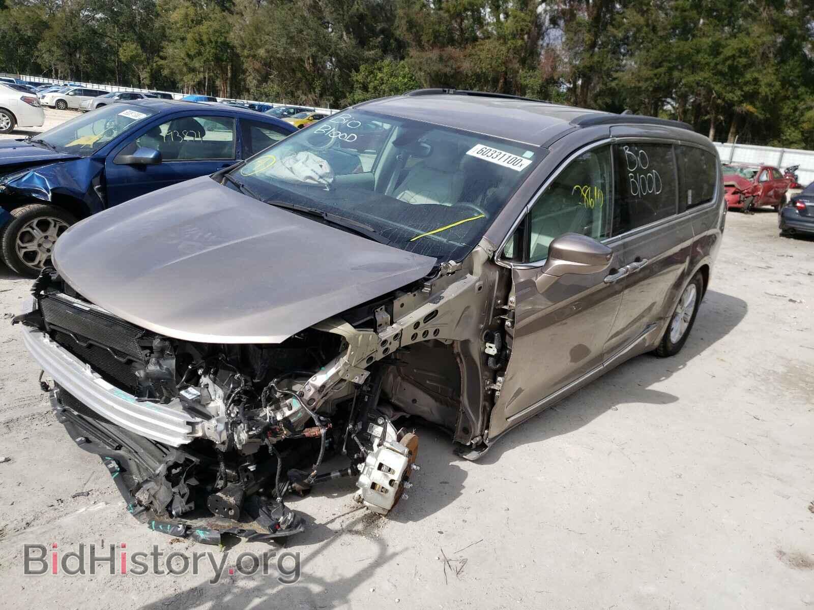 2017 CHRYSLER PACIFICA - VIN: 2C4RC1BG1HR712257 - Photo 2
