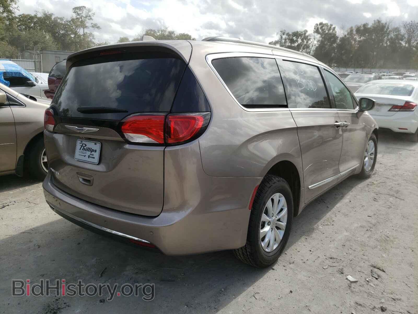 2017 CHRYSLER PACIFICA - VIN: 2C4RC1BG1HR712257 - Photo 4