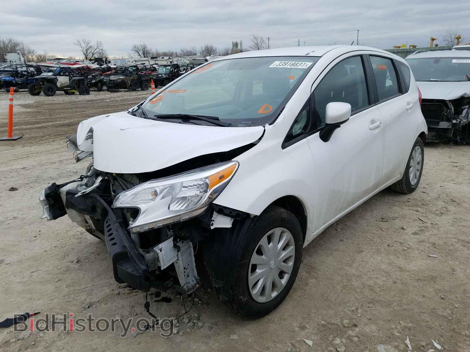 2015 NISSAN VERSA - VIN: 3N1CE2CPXFL449557 - Photo 2
