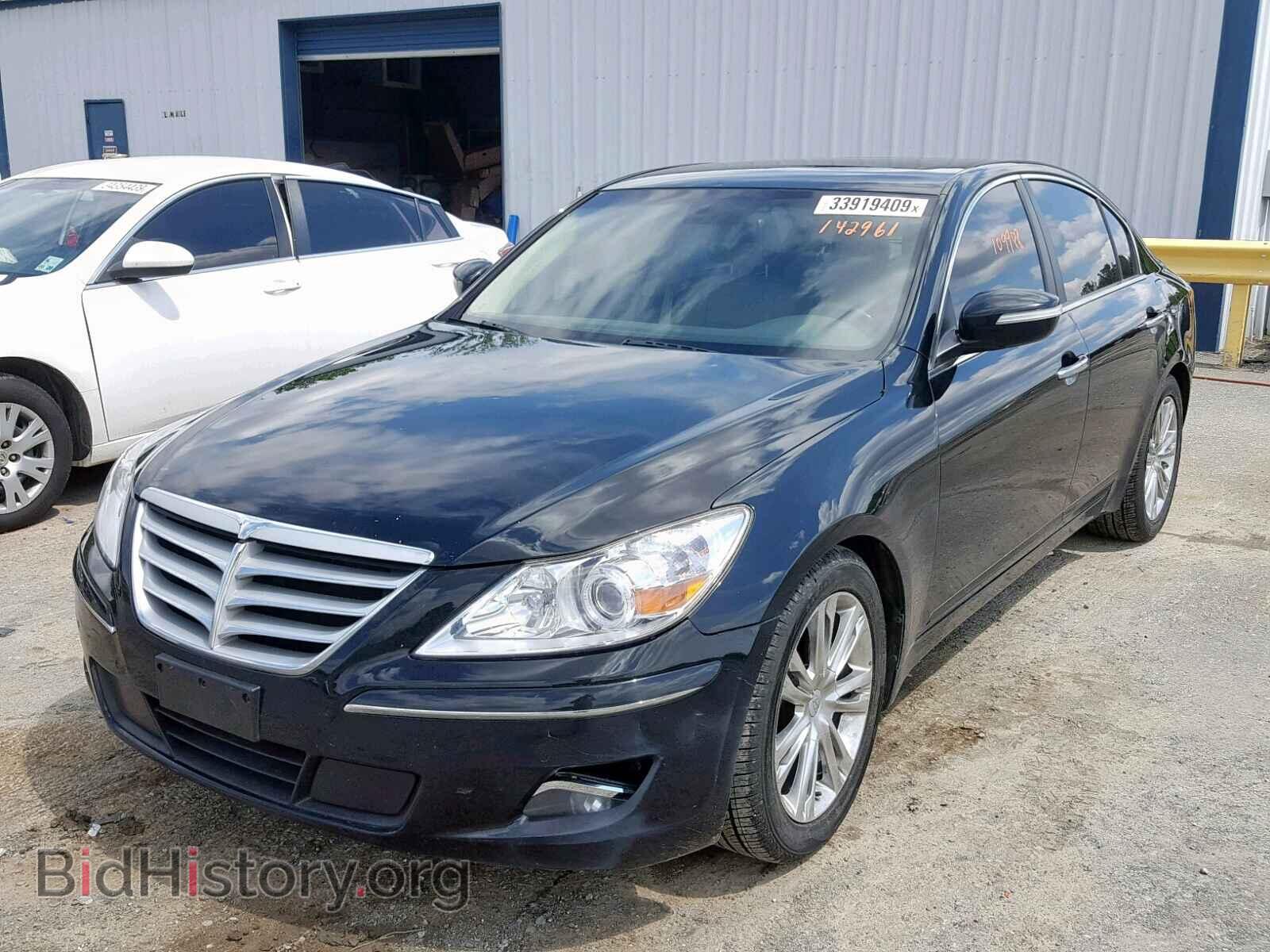 2011 HYUNDAI GENESIS - VIN: KMHGC4DE4BU142961 - Фото 2