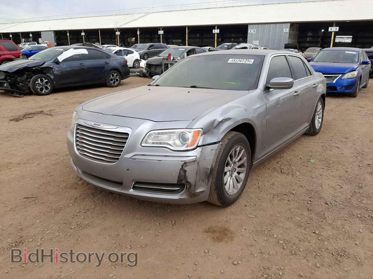 2014 CHRYSLER 300 - VIN: 2C3CCAAG4EH183707 - Фото 2