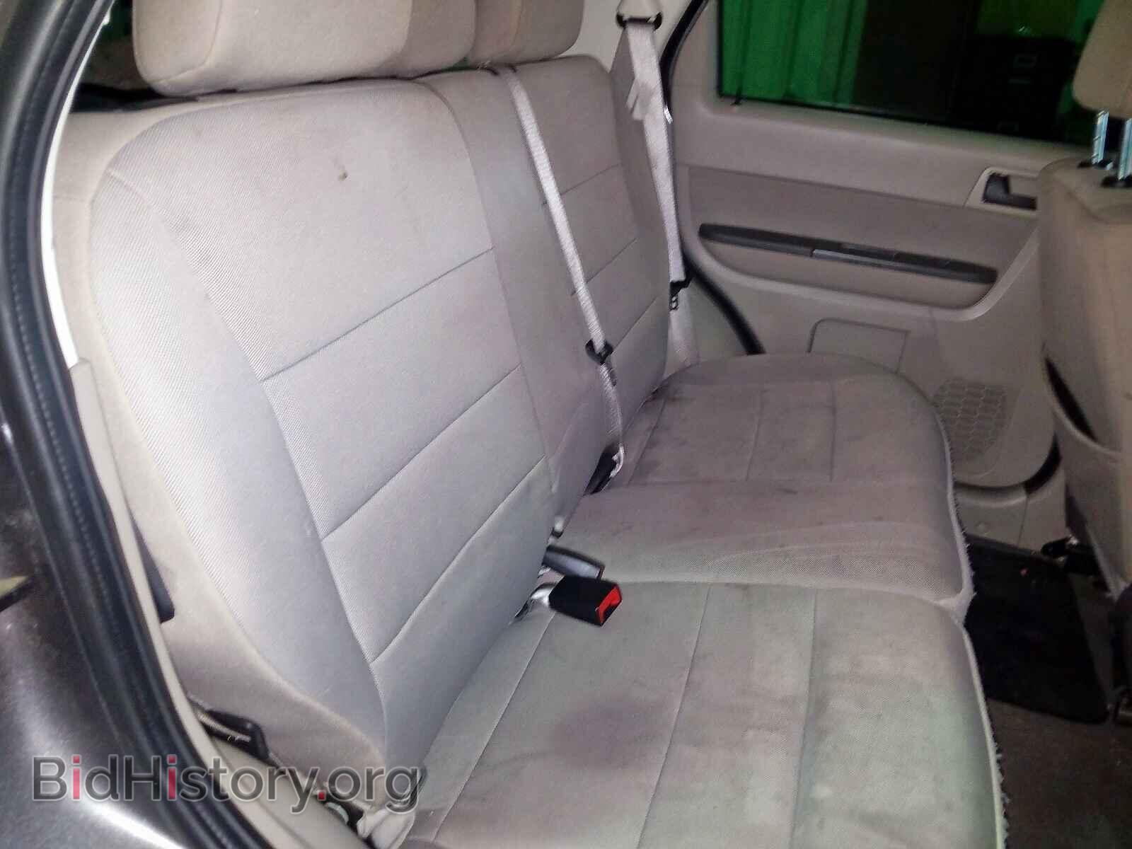 2011 FORD ESCAPE - VIN: 1FMCU0DG6BKC51147 - Photo 6
