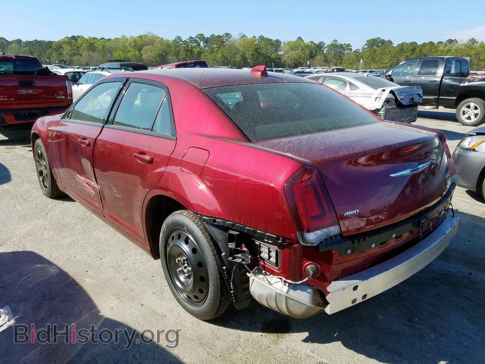 2019 CHRYSLER 300 - VIN: 2C3CCAGG2KH648620 - Фото 3
