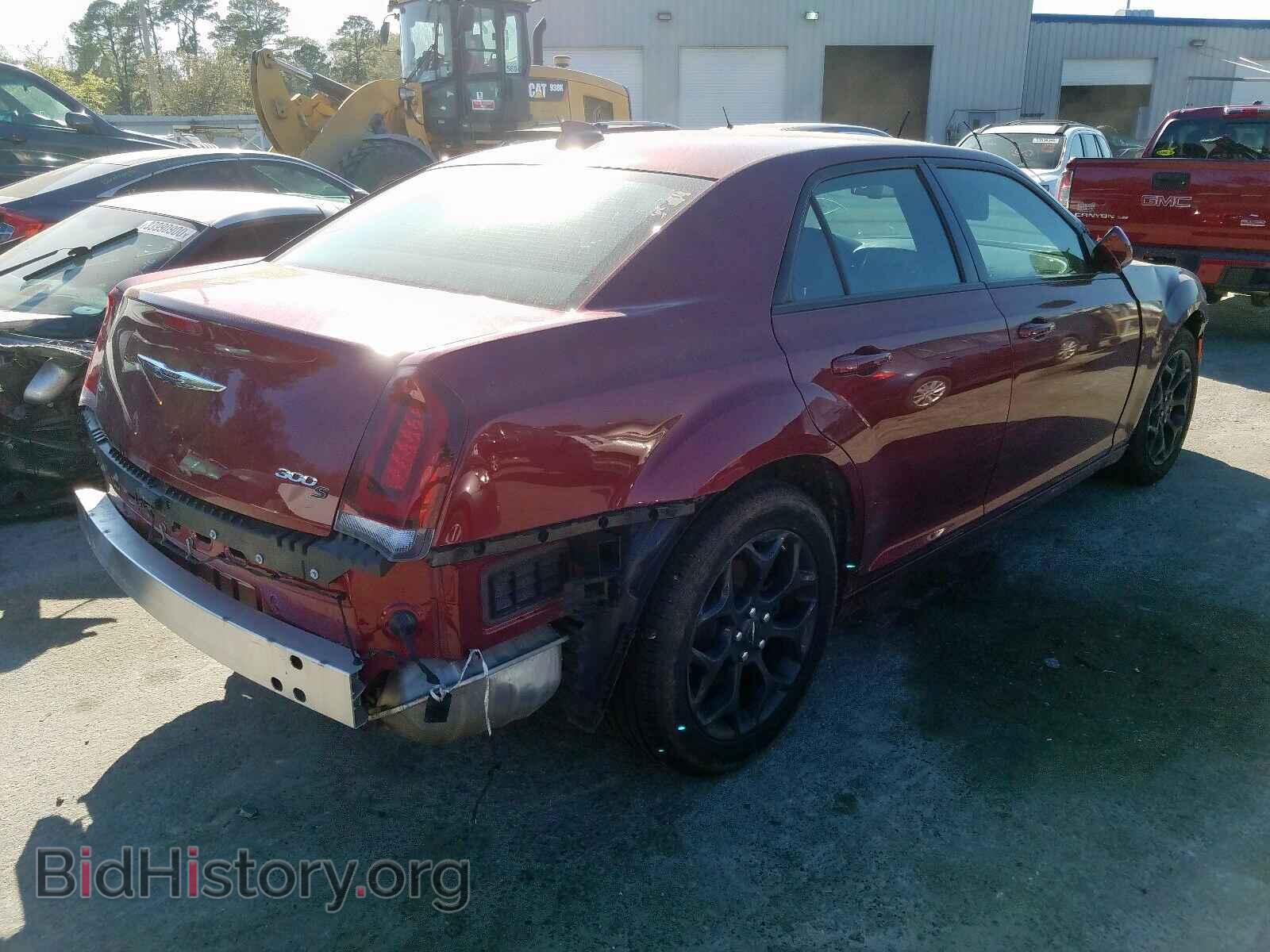 2019 CHRYSLER 300 - VIN: 2C3CCAGG2KH648620 - Фото 4