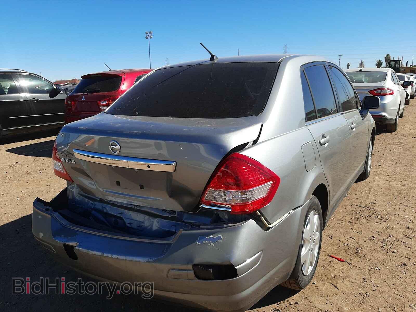 2008 NISSAN VERSA - VIN: 3N1BC11E68L451371 - Фото 4