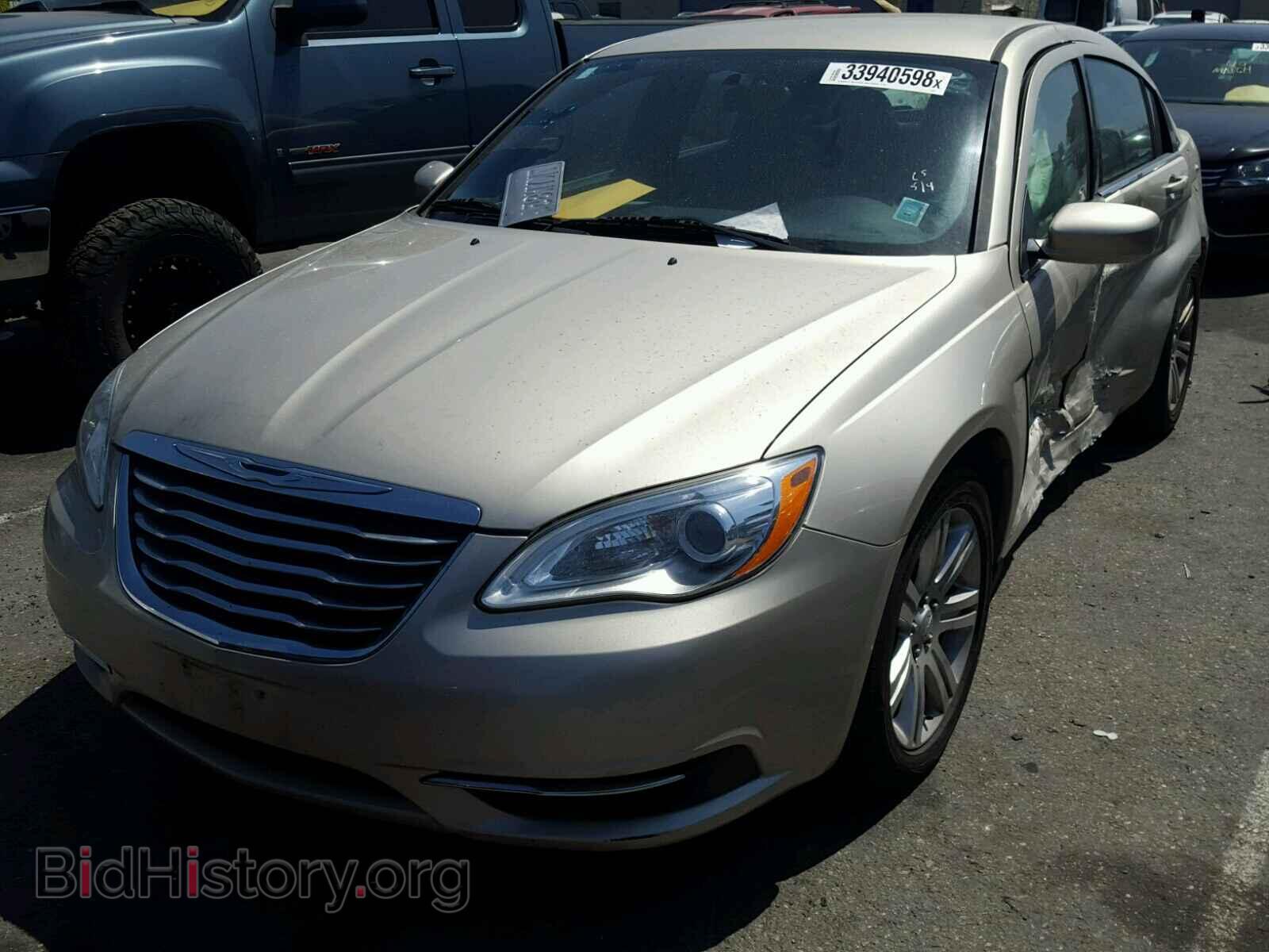 2013 CHRYSLER 200 - VIN: 1C3CCBBB5DN734886 - Фото 2
