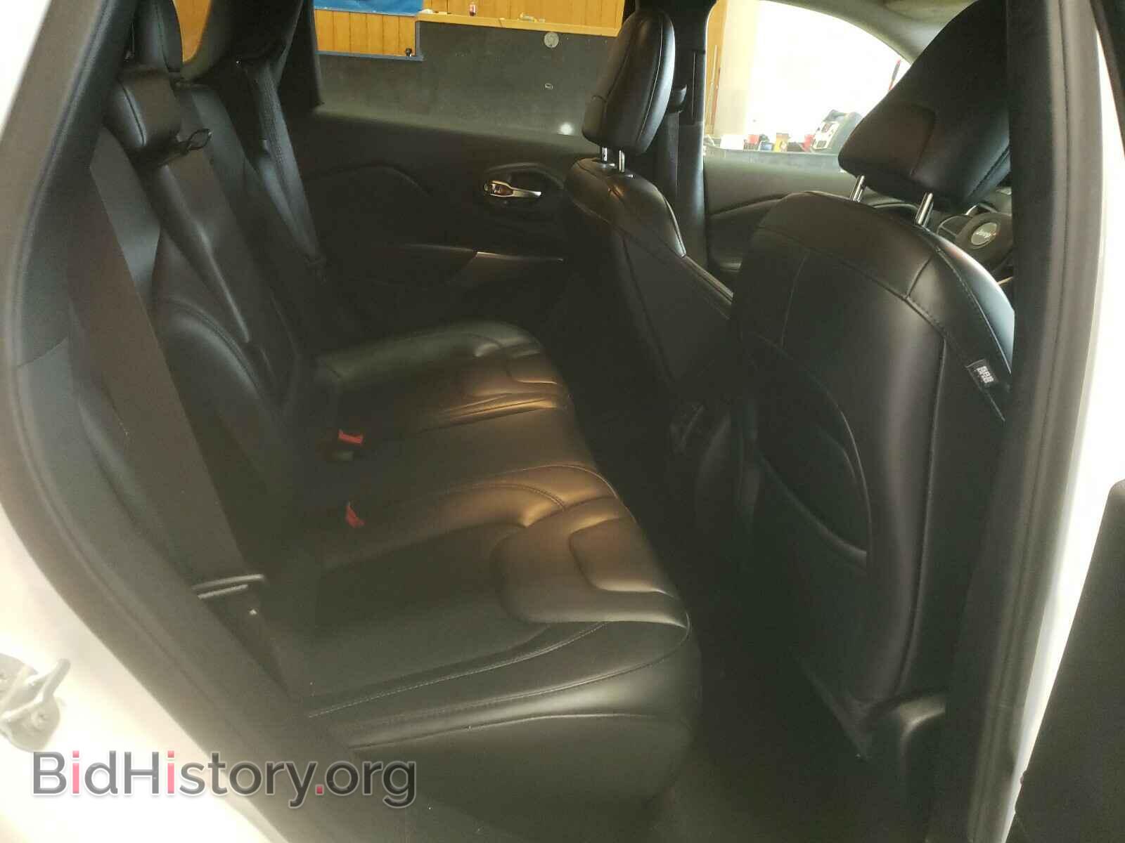 2020 JEEP CHEROKEE - VIN: 1C4PJLLB0LD601237 - Фото 6