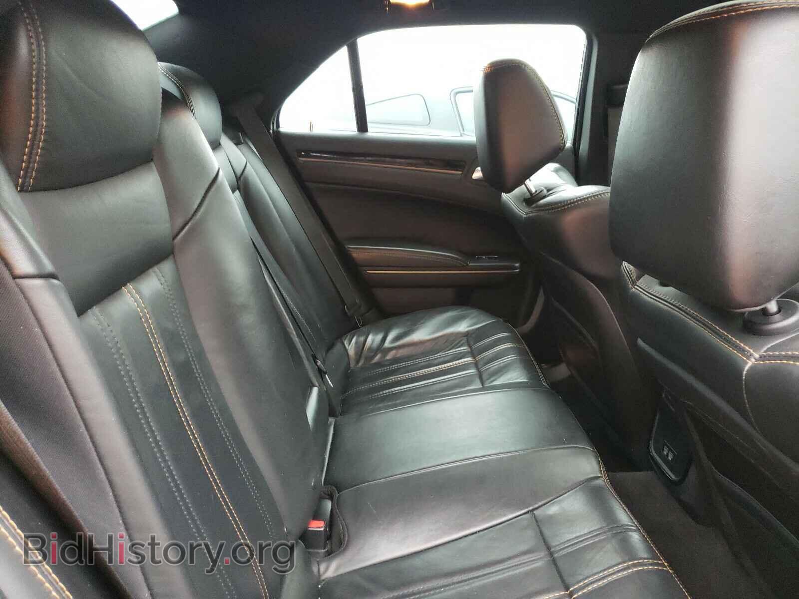 2016 CHRYSLER 300 - VIN: 2C3CCABG1GH287279 - Фото 6