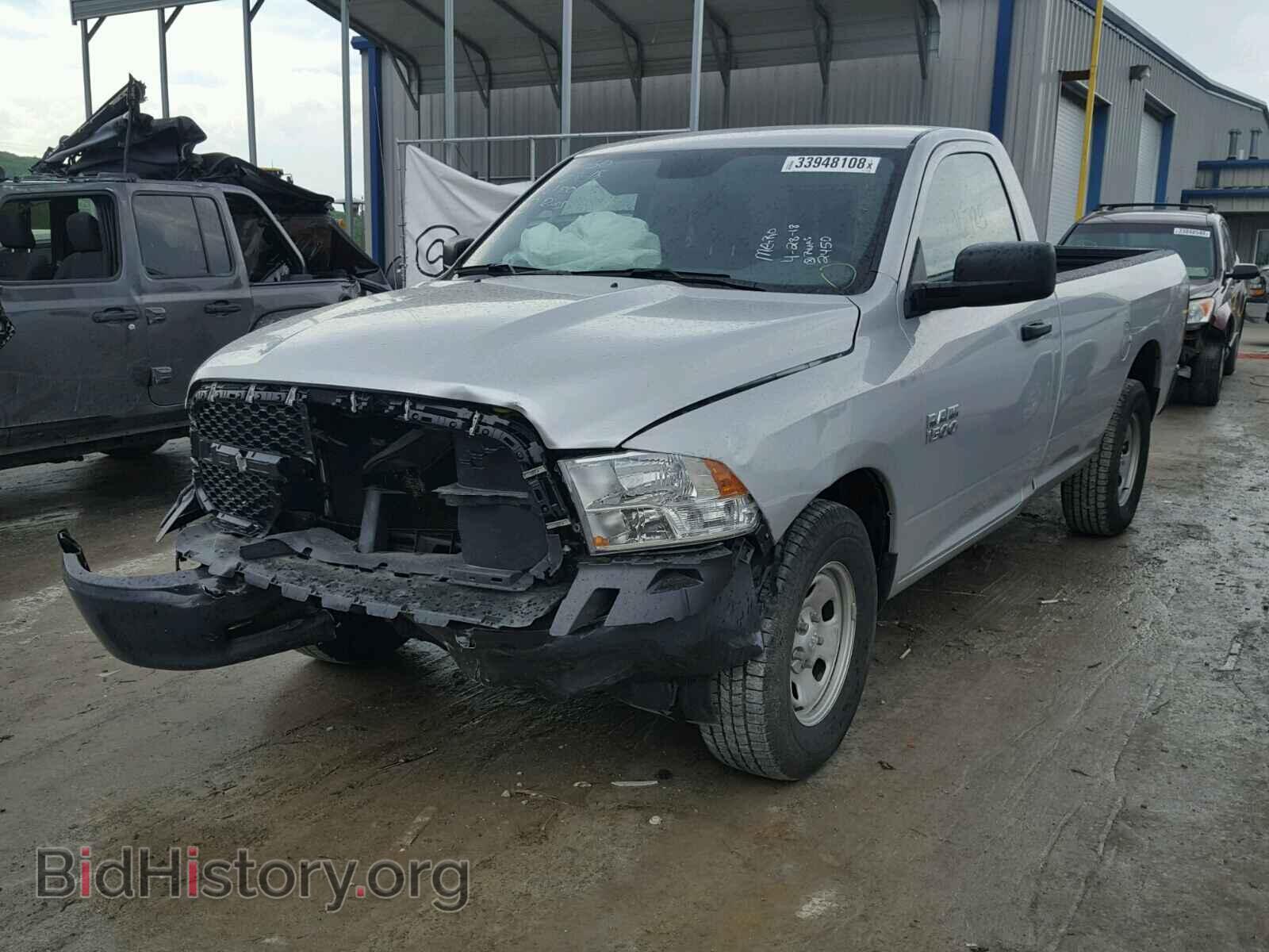 2017 RAM 1500 ST - VIN: 3C6JR6DG6HG542450 - Фото 2