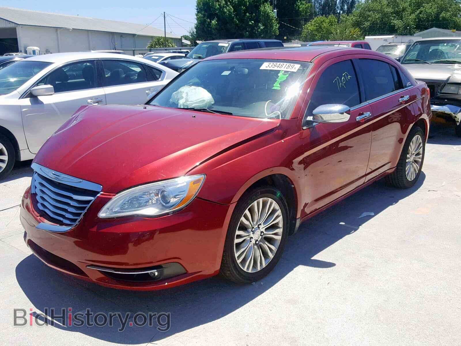 2012 CHRYSLER 200 - VIN: 1C3CCBCB1CN176564 - Фото 2