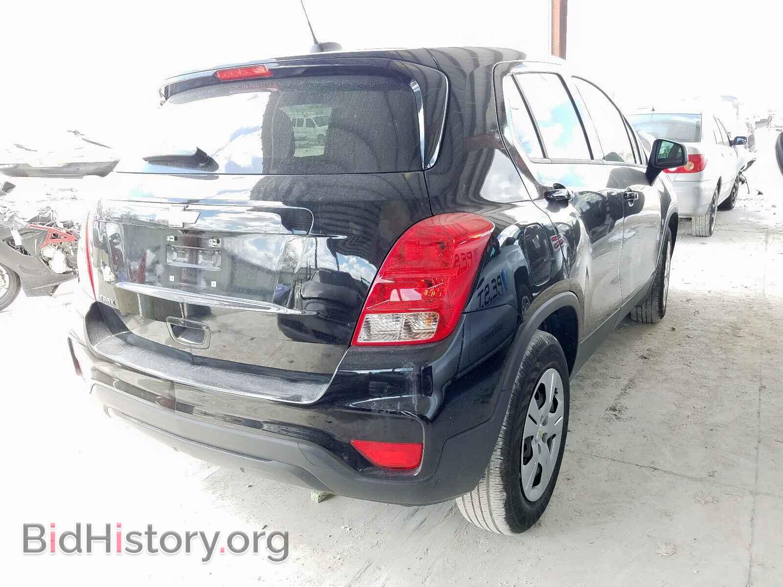 2019 CHEVROLET TRAX - VIN: 3GNCJKSB9KL175817 - Фото 4