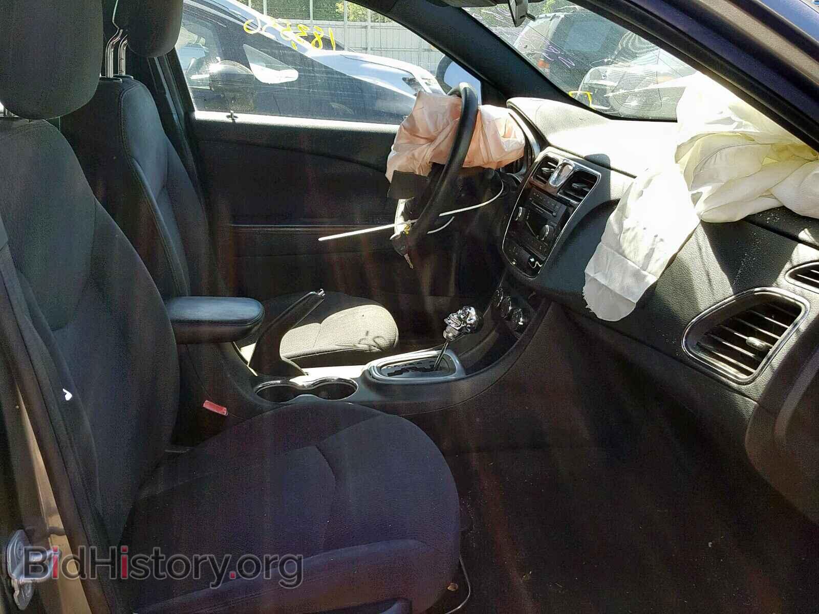 2012 CHRYSLER 200 - VIN: 1C3CCBAB2CN248889 - Фото 5