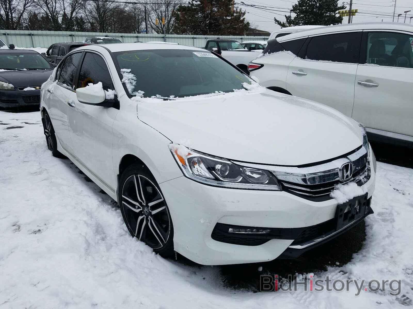 Фотография 1HGCR2F52HA072214 - HONDA ACCORD 2017