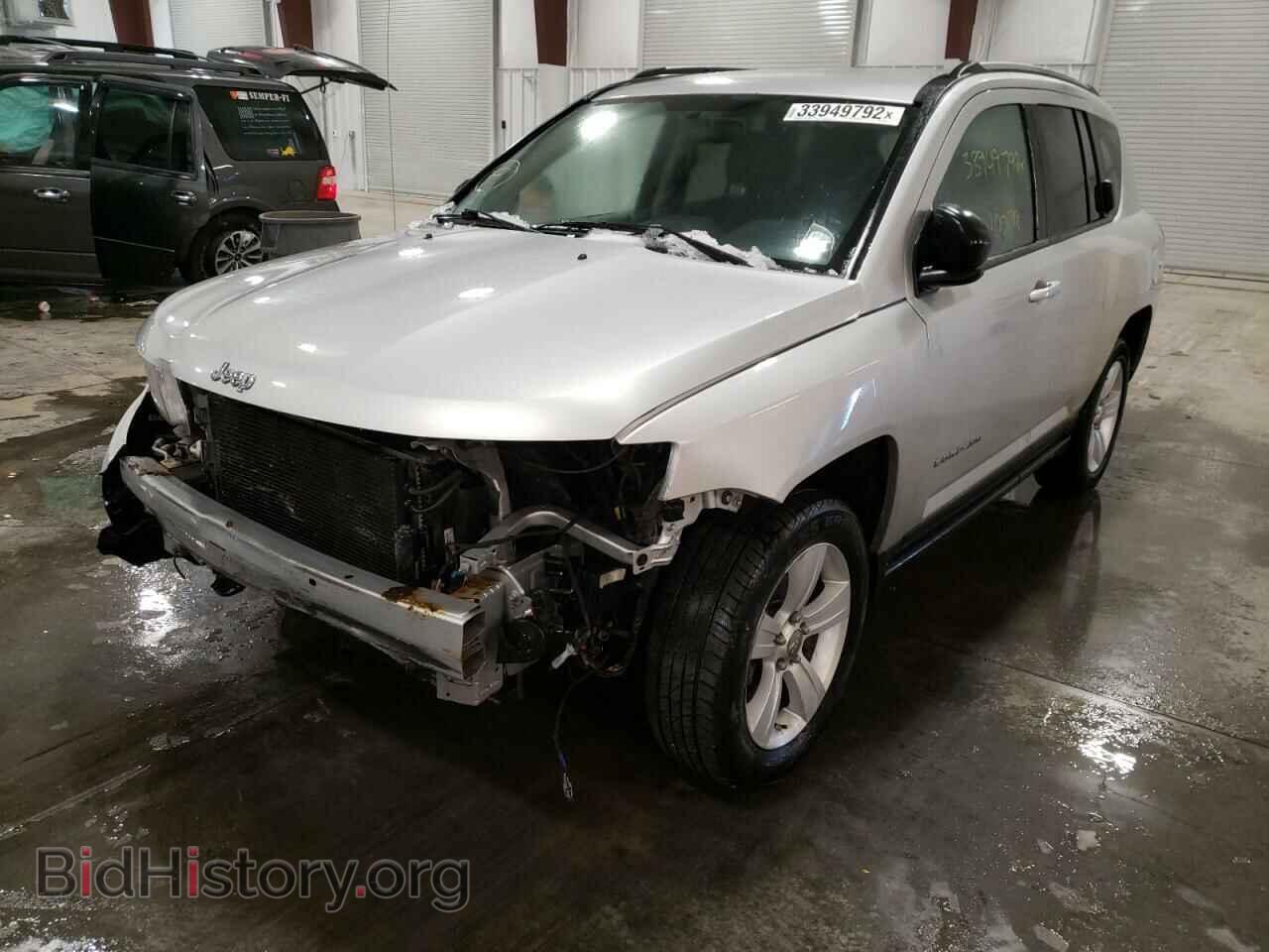 2011 JEEP COMPASS - VIN: 1J4NT1FBXBD264411 - Photo 2