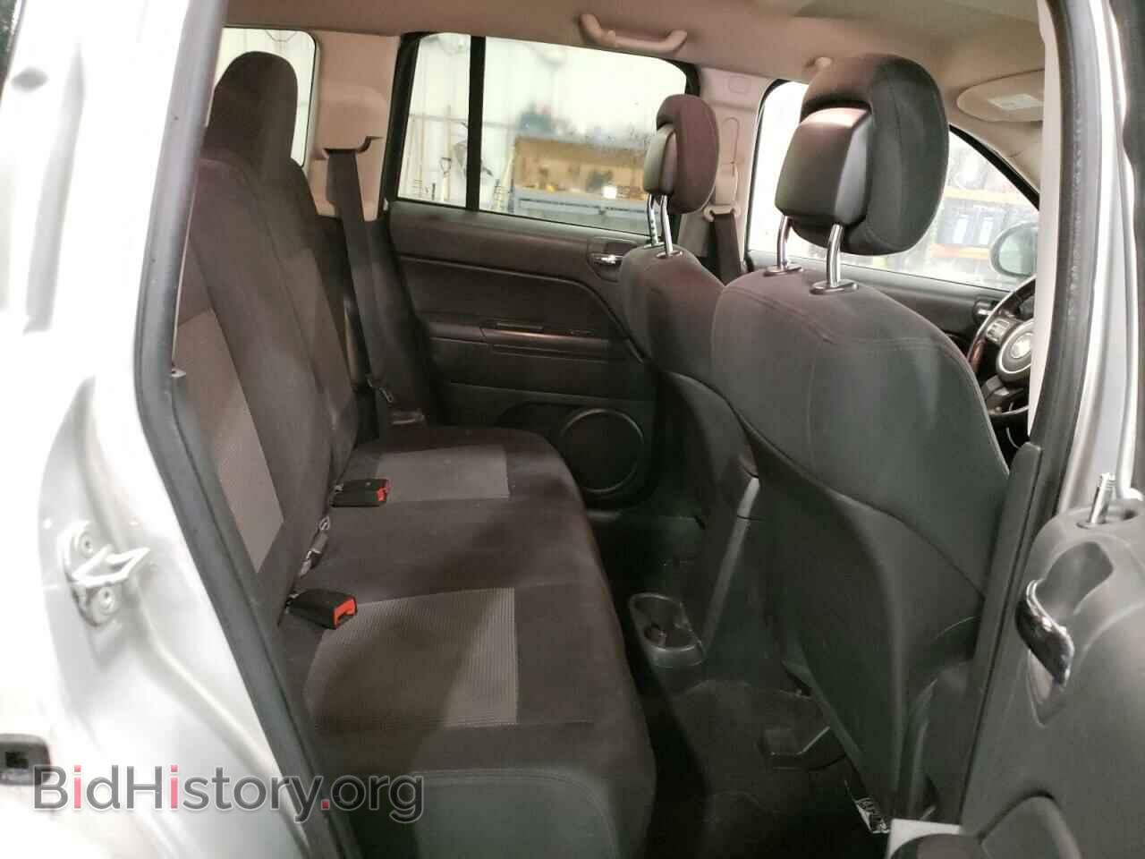 2011 JEEP COMPASS - VIN: 1J4NT1FBXBD264411 - Photo 6