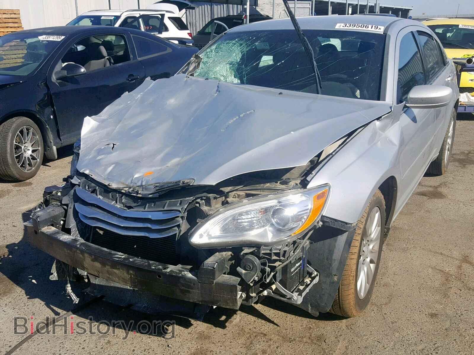 2012 CHRYSLER 200 - VIN: 1C3CCBAB2CN191867 - Фото 2