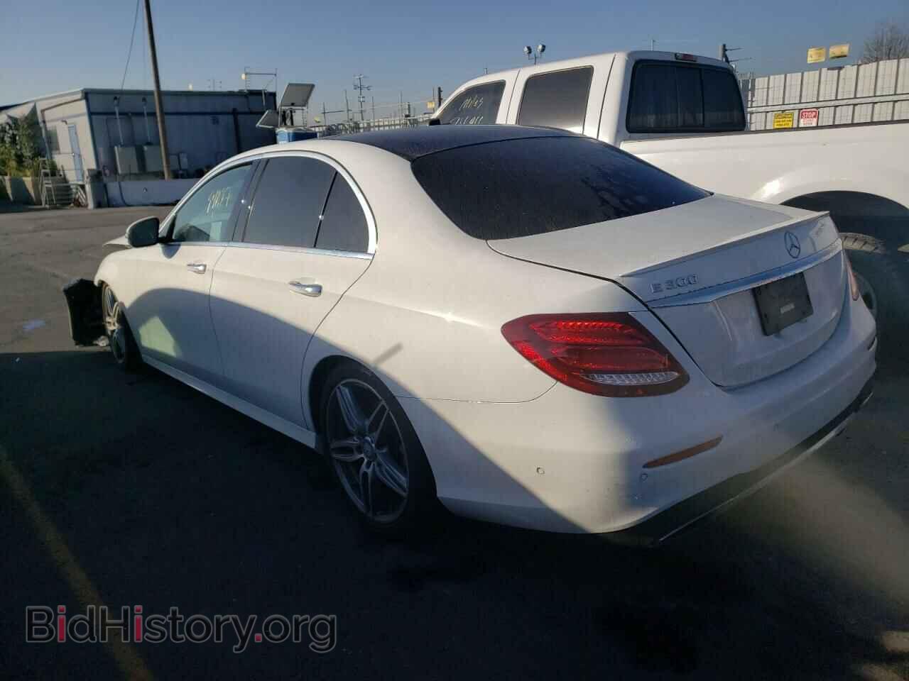 2017 MERCEDES-BENZ E-CLASS - VIN: WDDZF4JB5HA210988 - Фото 3