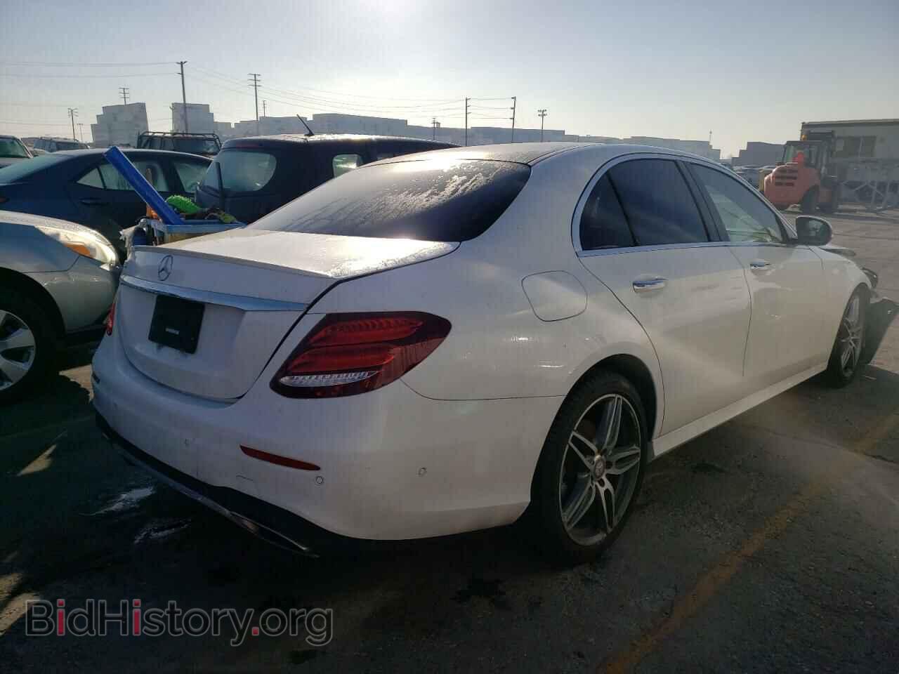 2017 MERCEDES-BENZ E-CLASS - VIN: WDDZF4JB5HA210988 - Фото 4