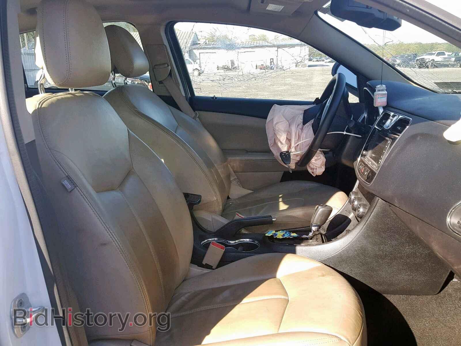 2011 CHRYSLER 200 - VIN: 1C3BC2FG0BN623810 - Фото 5