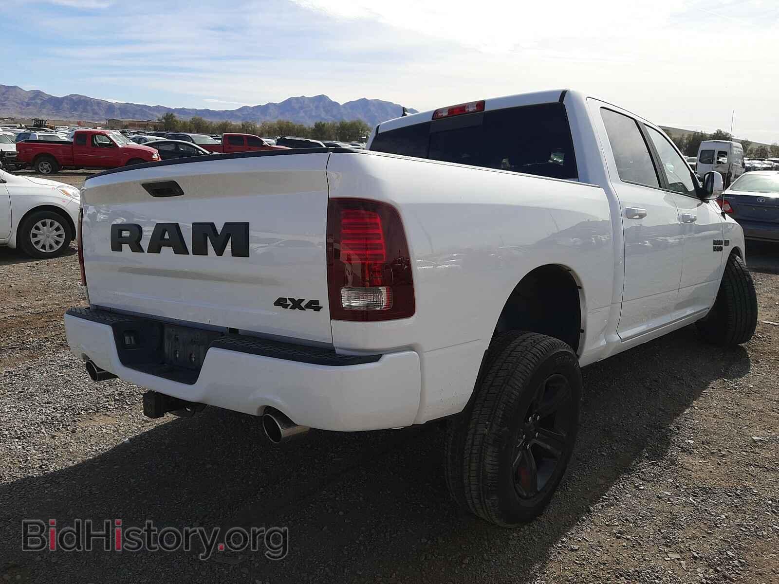 2017 RAM 1500 - VIN: 1C6RR7MT0HS697011 - Фото 4