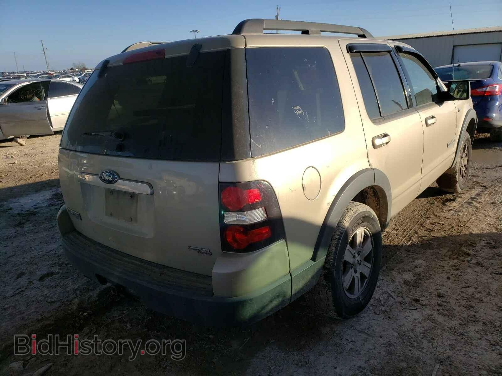 2007 FORD EXPLORER - VIN: 1FMEU63817UB04459 - Photo 4