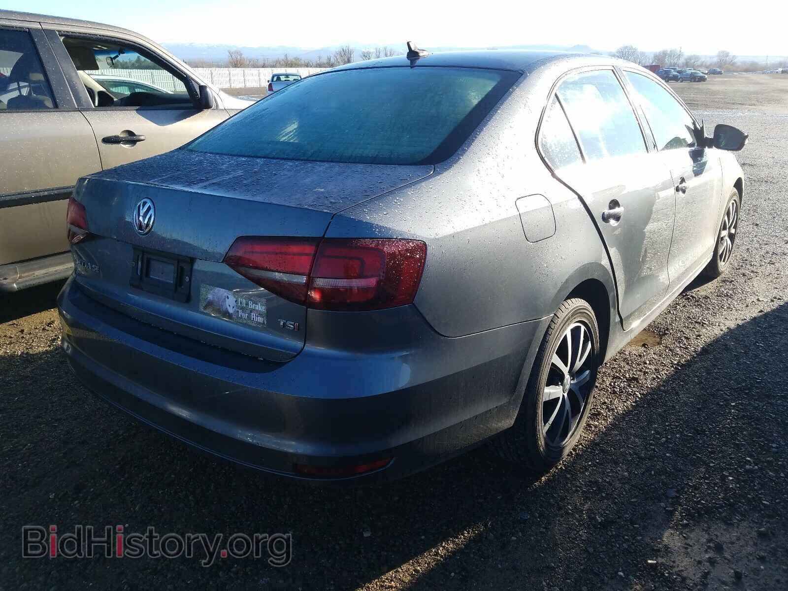 2017 VOLKSWAGEN JETTA - VIN: 3VWDB7AJ6HM310087 - Фото 4