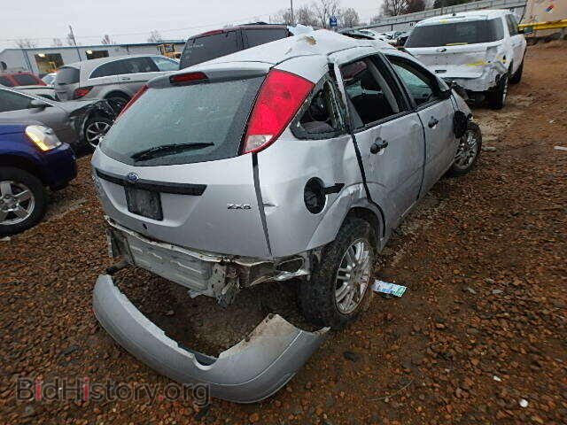 2005 FORD FOCUS - VIN: 3FAFP37N25R110327 - Фото 4