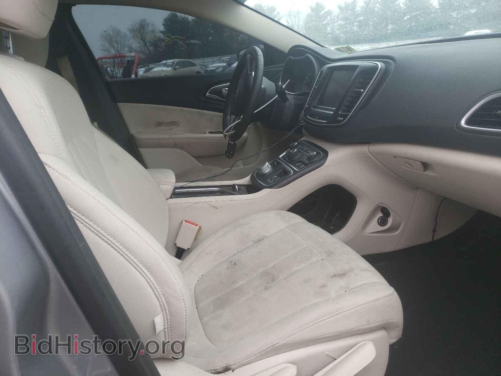 2016 CHRYSLER 200 - VIN: 1C3CCCABXGN166324 - Photo 5