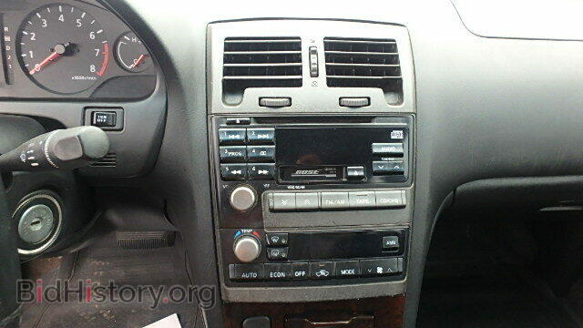 2000 NISSAN MAXIMA - VIN: JN1CA31AXYT210041 - Фото 9
