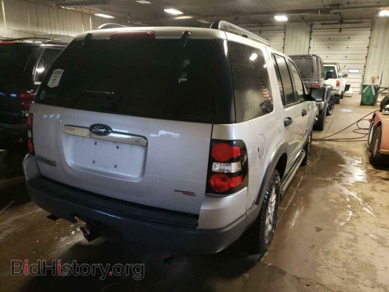 2006 Ford EXPLORER (VIN 1FMEU73E06UA81072) — фото 4 из 10