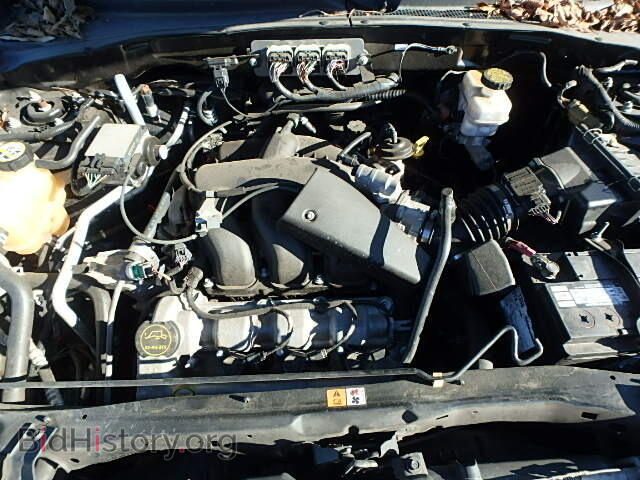 2007 FORD ESCAPE - VIN: 1FMCU04107KB98710 - Фото 7