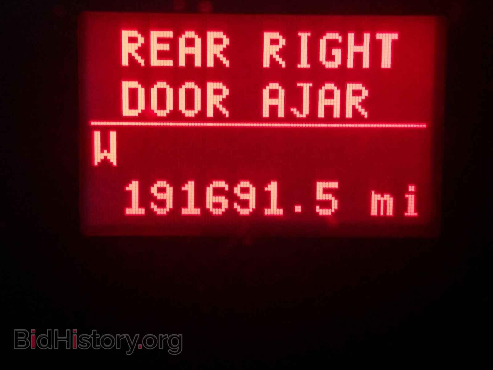 2007 FORD EXPLORER - VIN: 1FMEU33867UA27599 - Photo 8