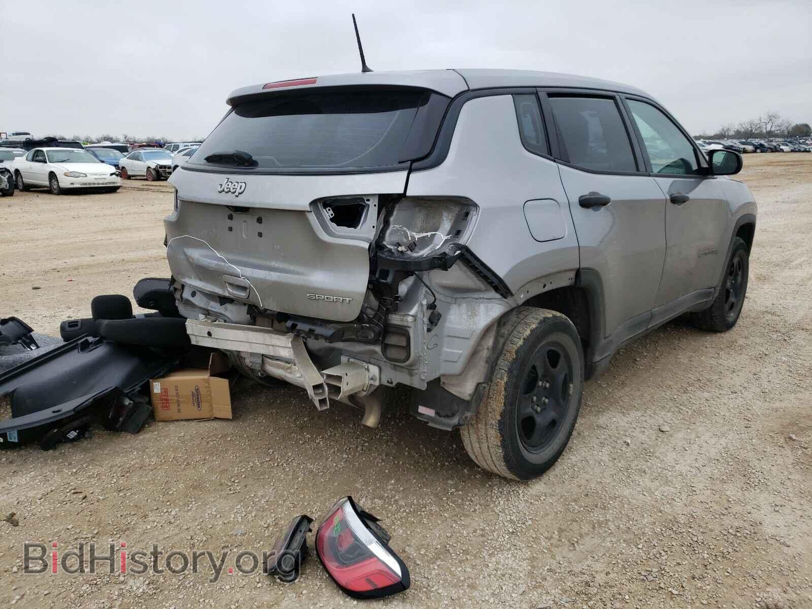 2018 JEEP COMPASS - VIN: 3C4NJCAB2JT263227 - Photo 4