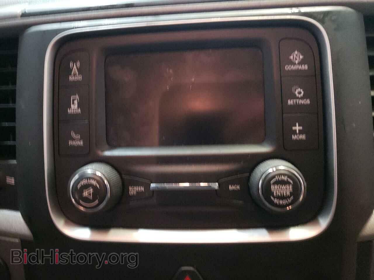 2018 RAM 1500 - VIN: 1C6RR7FG1JS308785 - Фото 9