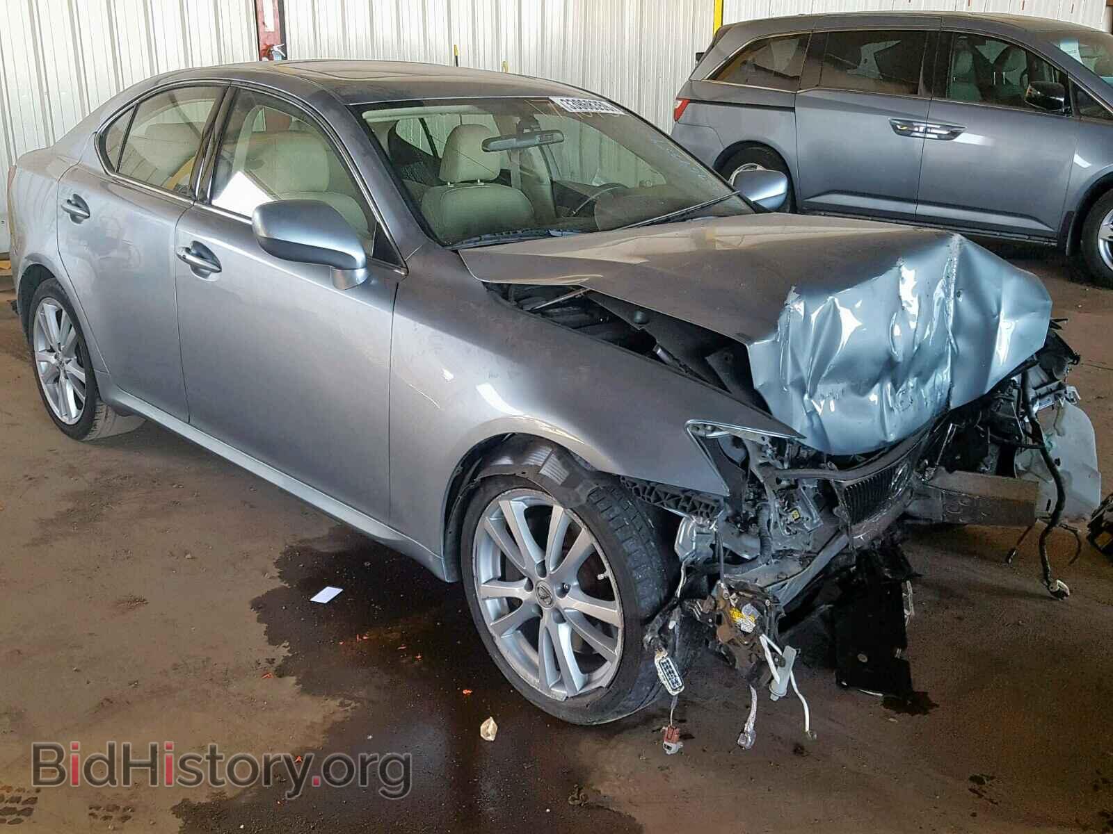 Photo JTHBE262272012128 - LEXUS IS 2007