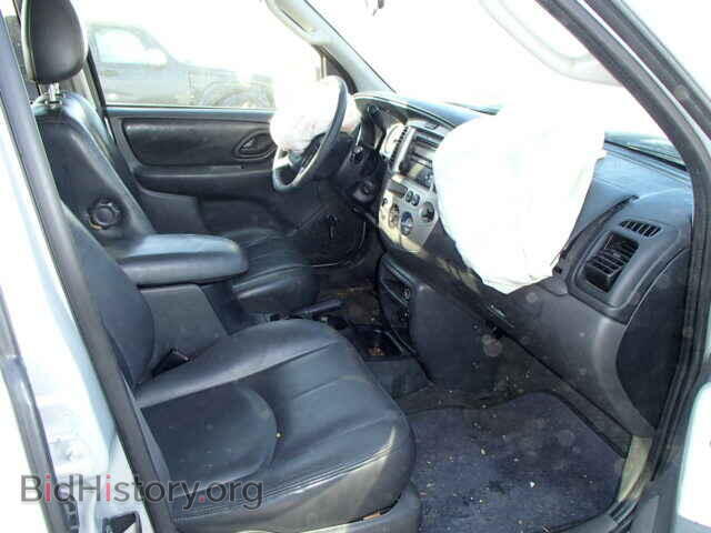 2004 MAZDA TRIBUTE - VIN: 4F2CZ96114KM04376 - Фото 5