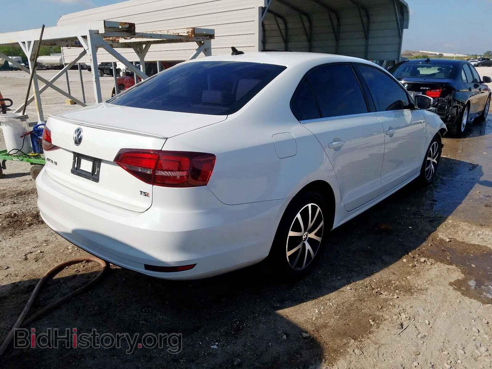 2017 VOLKSWAGEN JETTA - VIN: 3VWDB7AJ6HM406415 - Фото 4
