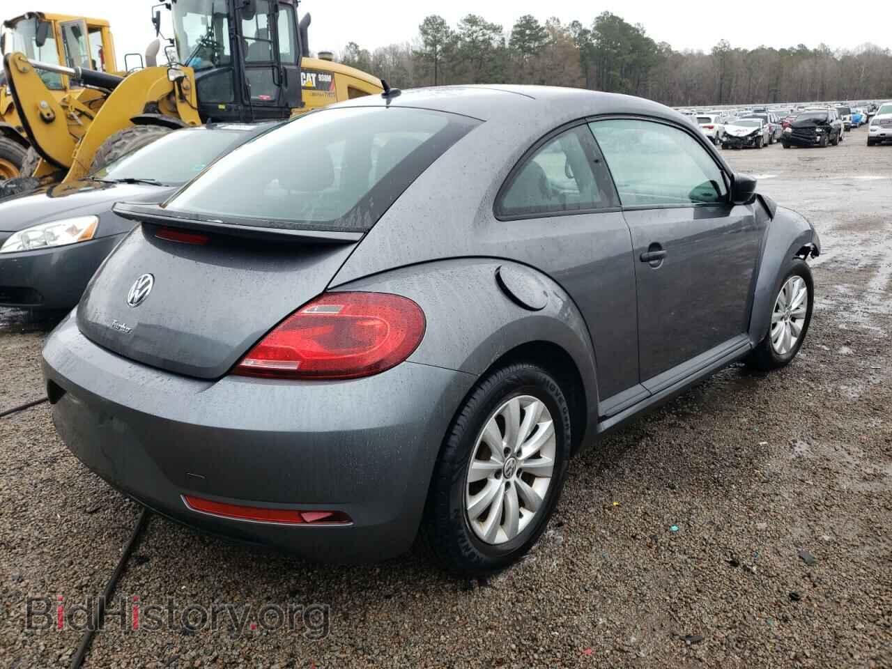 2018 VOLKSWAGEN BEETLE - VIN: 3VWFD7AT3JM709565 - Фото 4