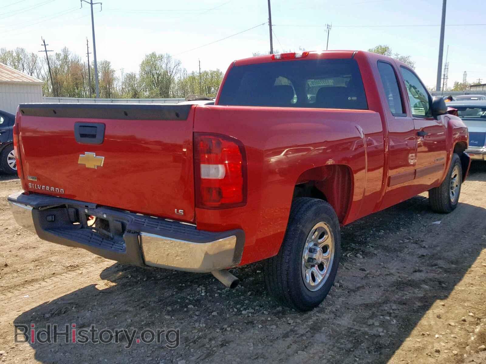 2011 CHEVROLET SILVERADO - VIN: 1GCRCREA5BZ358701 - Фото 4