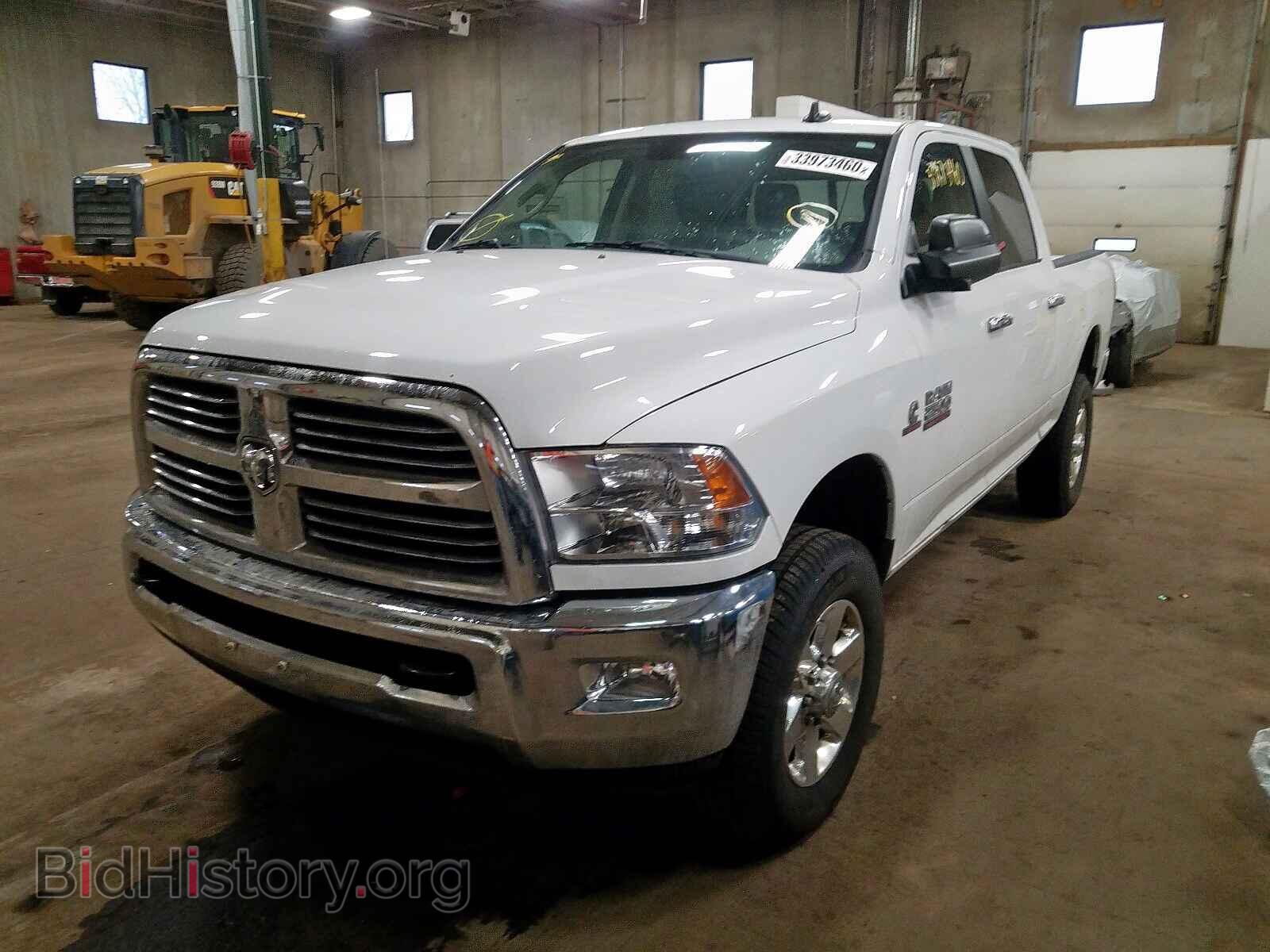 2015 RAM 2500 - VIN: 3C6UR5DLXFG528438 - Фото 2