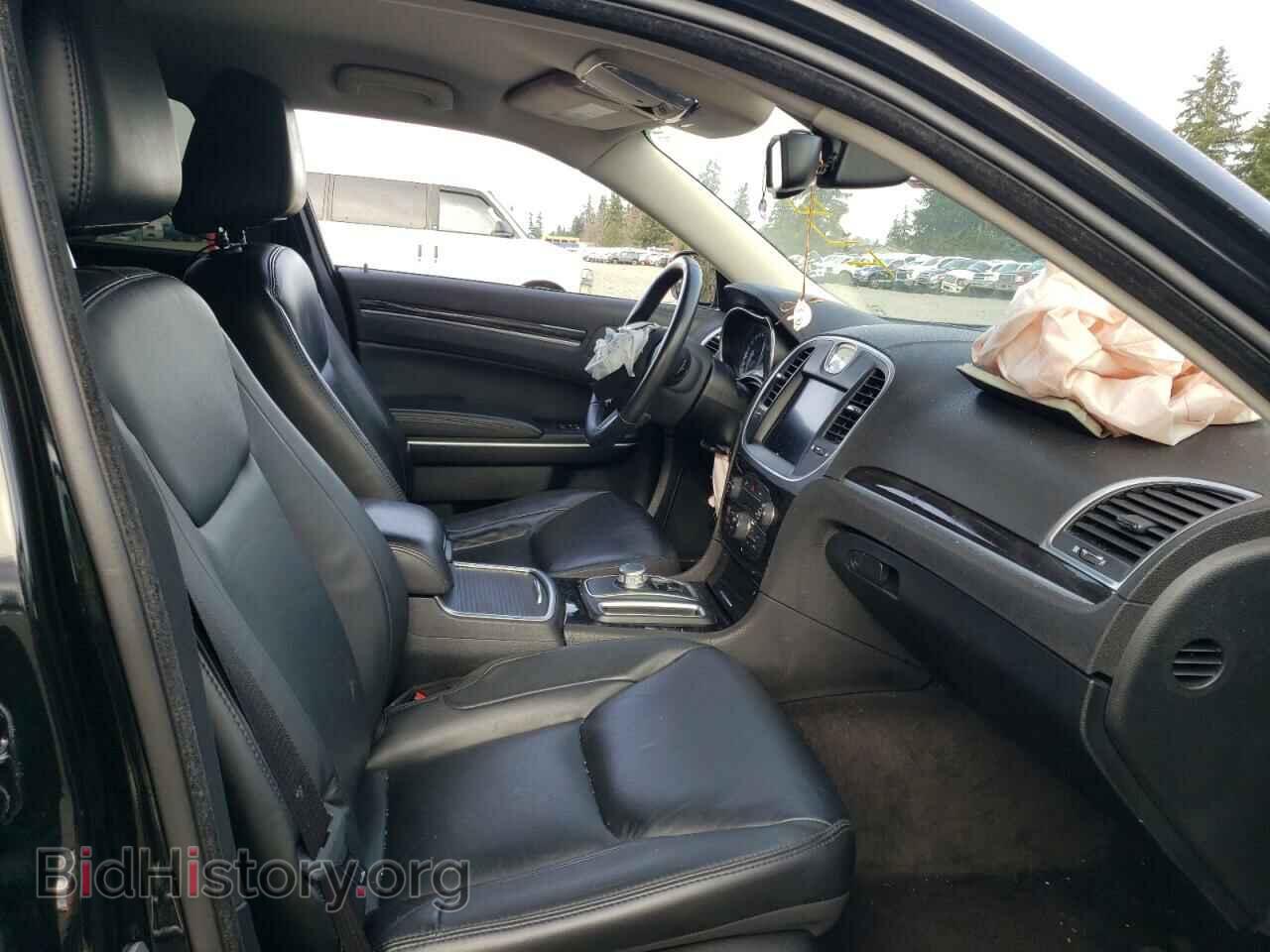 2016 CHRYSLER 300 - VIN: 2C3CCAAG5GH175523 - Фото 5