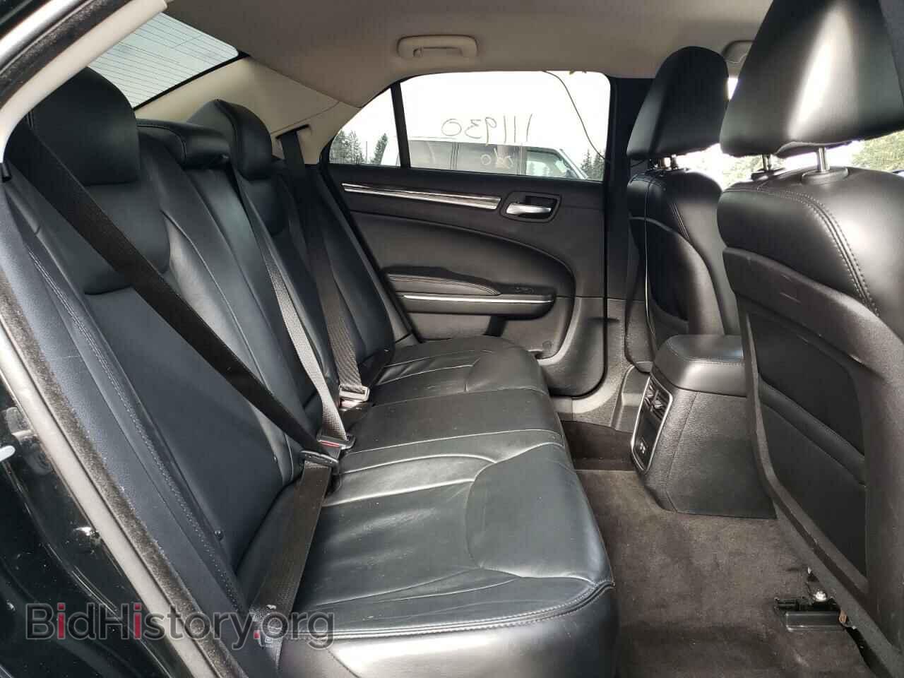 2016 CHRYSLER 300 - VIN: 2C3CCAAG5GH175523 - Фото 6